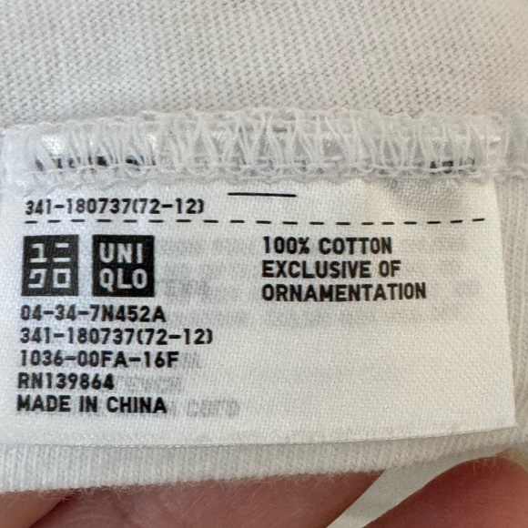 Uniqlo X Joe Kaws 100% Cotton White Snoopy T-Shirt. Size Small - Picture 6 of 7